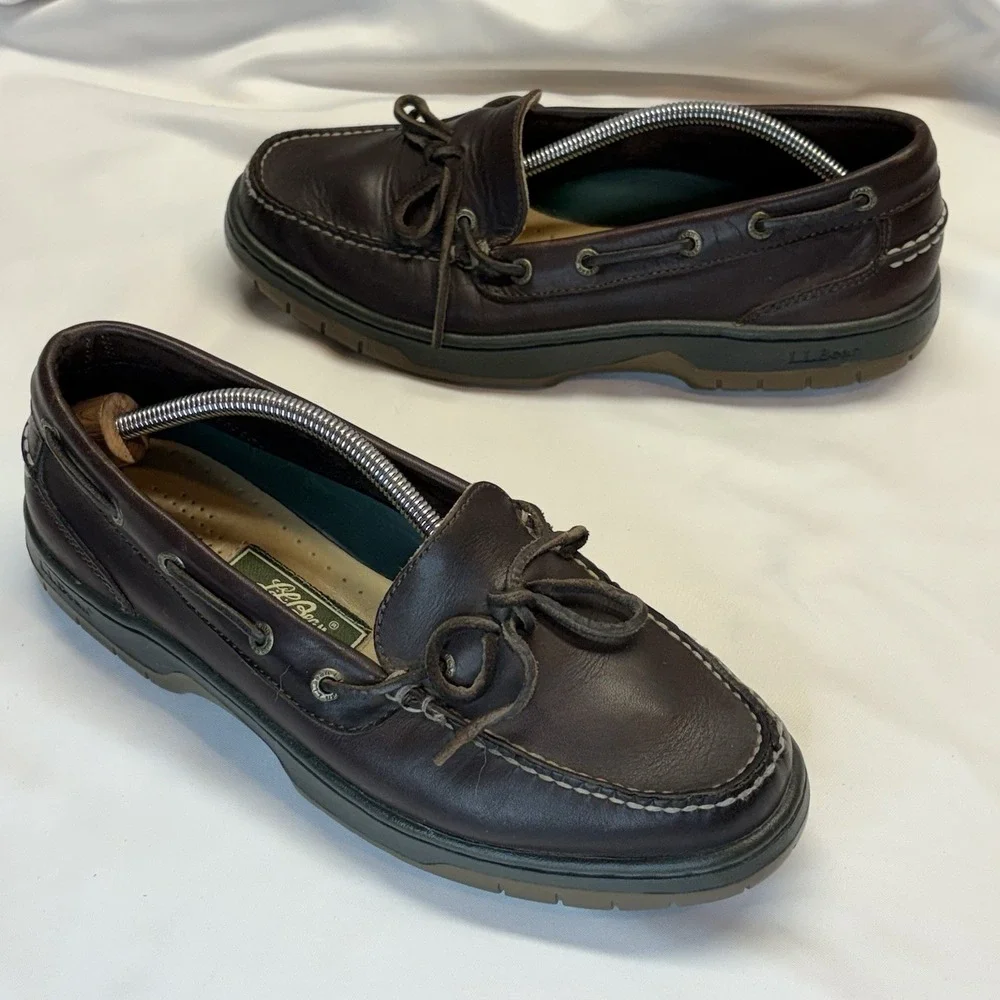 LL BEAN Camp Moc Loafers Boat Slip On Shoes Sz 9.5 Wide Brown Leather Dock Sider